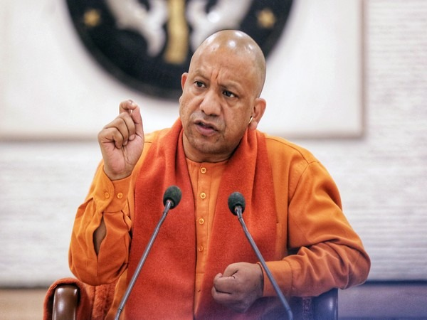 सीएम योगी ने दिया अधिकारियों का 24 घंटे का अल्टीमेटम